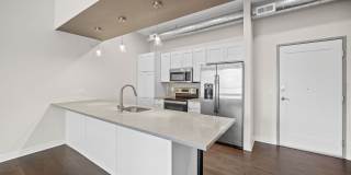 The Maxwell Downtown Des Moines Gallery 159