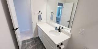 8347 SUNRISE GLN Gallery 42