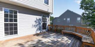 Meticulously maintained & spacious 4 Bd/2 full & 2 half bath home  Home in Dawson's Landing - Pets Welcome! Gallery 31