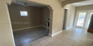1810 SW 64th Ter Gallery 6