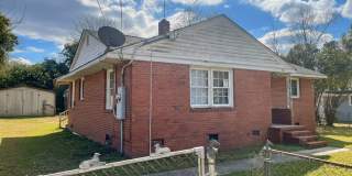 329 Richmond Dr Gallery 1