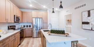 Tapestry Nona Gallery 3