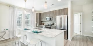 Overture Daniel Island Age 55+ Apartment Homes Gallery 64