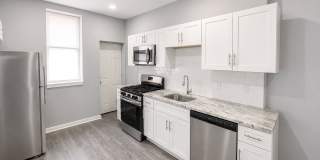 3 Bedroom Home with Modern Finishes, Central Air & Private Backyard Gallery 6