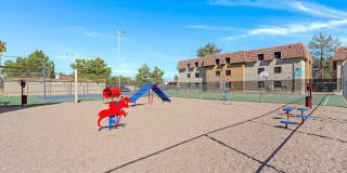 Verde Apartments Gallery 24