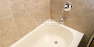 Beautiful 3 Bed, 2 Bath with Pool!! NO HOA!!! (Available on 05/01/26) Gallery 31