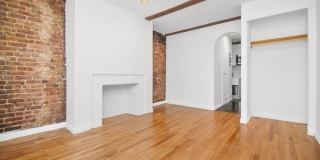224 Sullivan Street Gallery 1