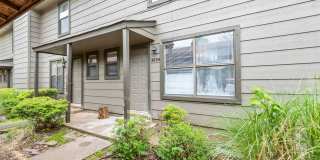 3 bedroom Townhouse in east Fayetteville Gallery 1