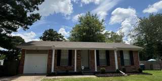 4817 Greenfield Dr Gallery 1