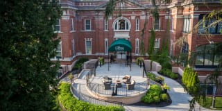 The Grove Gallery 24