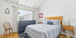 Balboa Island Coastal Charm Retreat Gallery 8