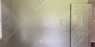 Spacious 3 Bedroom Gallery 30