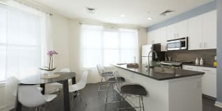 Valley and Bloom Gallery 25