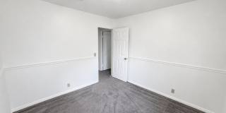 Spacious 5-Bedroom Sandy Home with Large Fenced Yard Spacious 5-Bedroom Sandy Home with Large Fenced Yard Gallery 16