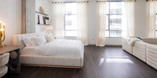 1600 Vine 1600 Vine Gallery 3