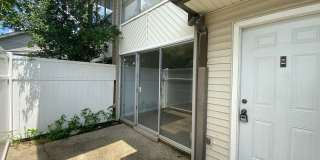 Cozy University View Condo Just Minutes from LSU Gallery 1