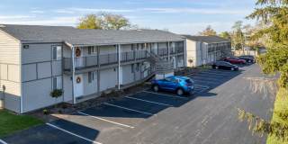 The Pops Apartments Gallery 26