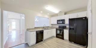Beautiful Low Maintenance Executive Town Home Close to Gate 2 Fort Gordon Gallery 9