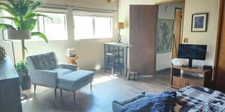 Lake Rights Property!! Terrific Alpine Chalet!! Gallery 10