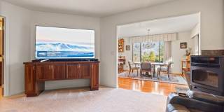 Breathtaking Views & Luxurious Furnished Rental in Oakmont's 55+ Community! Gallery 8