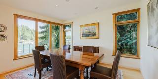 Custom Built Bainbridge Island Waterfront Home with Dock Gallery 13
