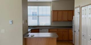 Charming 2-Story Townhome with Vaulted Ceilings Gallery 11