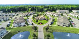 Cobblestone Court Apartments Gallery 18