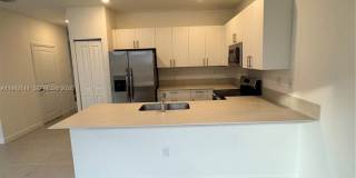 656 SE 14th Ct Gallery 7