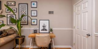 1530 MANTON Street Gallery 29
