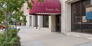 Downtown 2 bedroom Condo! Gallery 3