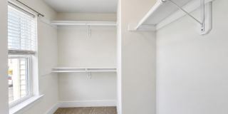 5707 LOWELL Street Gallery 26