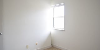 Alexander Gallery 27