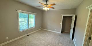 Spacious Duplex Available in a Great Location! Gallery 12