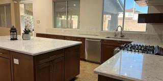 Elegant 4-Bedroom Oasis Near Downtown Summerlin Gallery 6