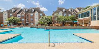 The Village at Bellaire Apartments Gallery 25