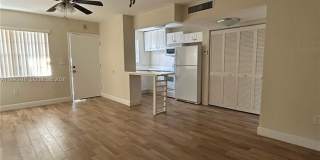 12500 NE 5th Ave Gallery 14