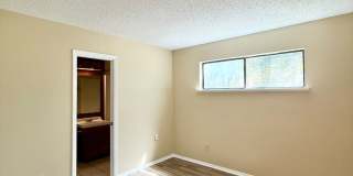 Remodeled!! Close to Shopping, VA Hospital and Hilaman Golf Course! Gallery 19