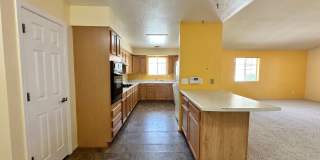 Great 3 Bedroom, 2 Bathroom Home in Quiet Neighborhood! Gallery 14
