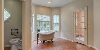 Excellent 4 Bed 2.5 bath Home in a Gated Community Gallery 24