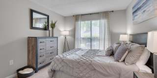 The Retreat at Lake Johnson Apartments Gallery 31
