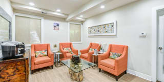 Emerald Hills Apartment Homes Gallery 15