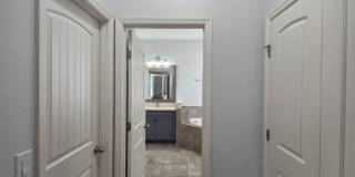 Gorgeous 4-Bedroom, 3-Bathroom Home in Providence Gallery 20
