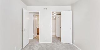 James Pointe Apartments Gallery 189