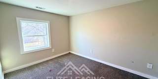 Charming 3 Bedroom Home close to Hospitals! Available Now! Gallery 6