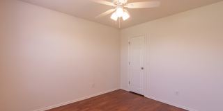 17405 Bronze Lane Gallery 17