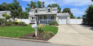 73 Peconic Street Gallery 1