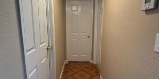 East Lancaster Condo Gallery 13