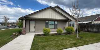Corner Lot 3 Bed / 2 Bath Home with RV Parking – NW Redmond - PENDING APPLICATION Gallery 1