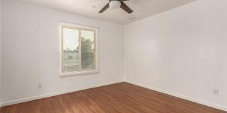 2109 S Stanley Place Gallery 25