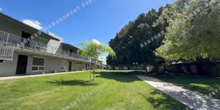 ***MOVE IN SPECIAL***UTILS INCLUDED : ONE BEDROOM UPSTAIRS CONDO Gallery 6